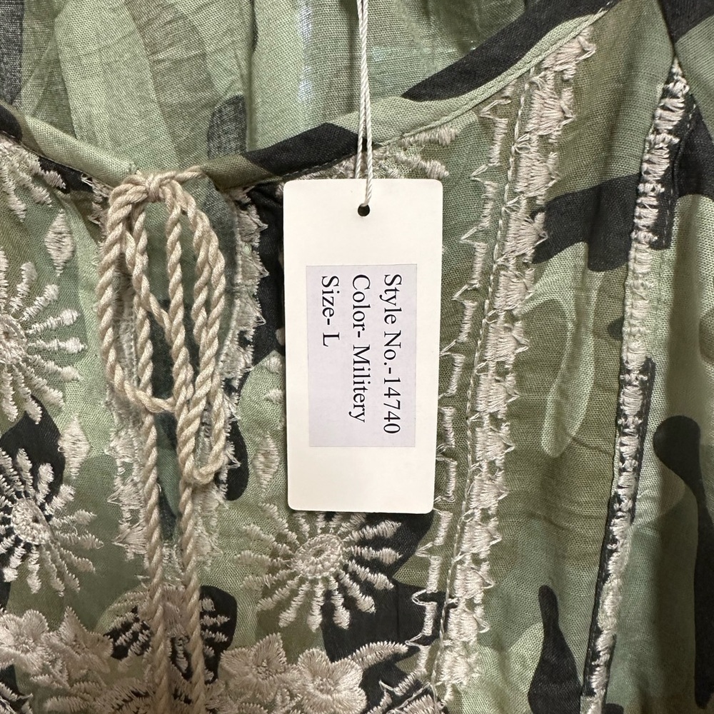 Buby’s Italy camouflage colored house size L with tags women’s - Picture 3 of 6